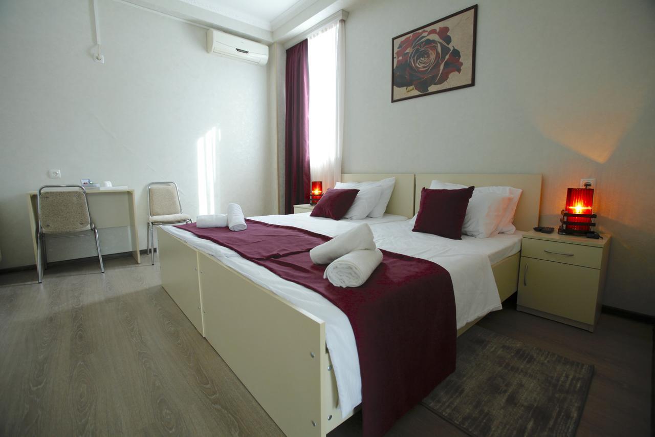 Sport Time Hotel & Spa Tbilisi Exterior photo